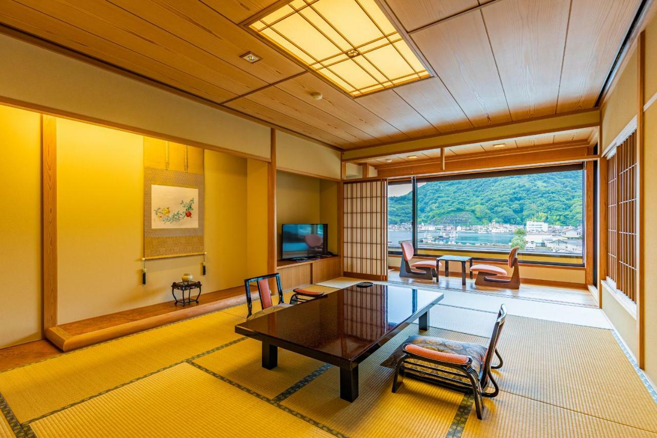 ホテル 伊豆三津浜 松濤館 沼津市 エクステリア 写真