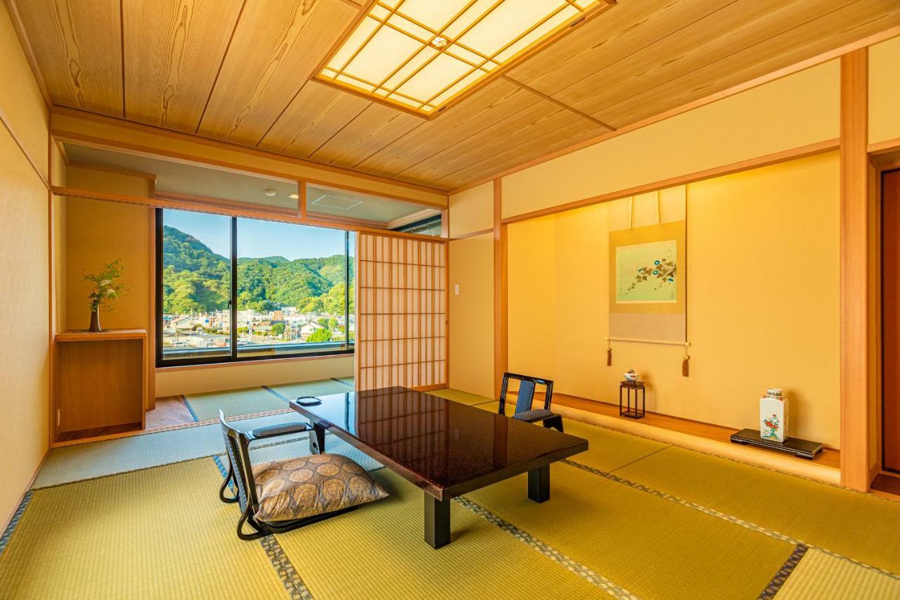 ホテル 伊豆三津浜 松濤館 沼津市 エクステリア 写真