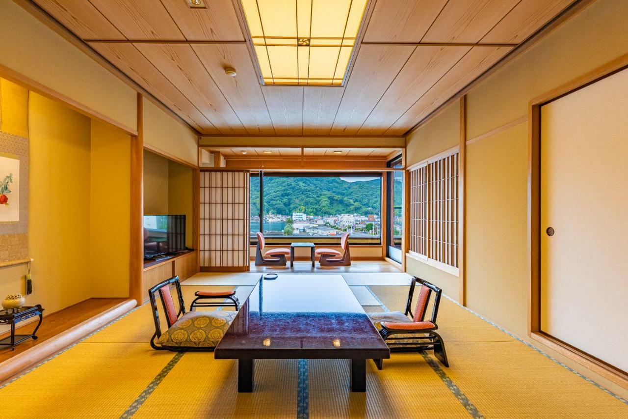 ホテル 伊豆三津浜 松濤館 沼津市 エクステリア 写真