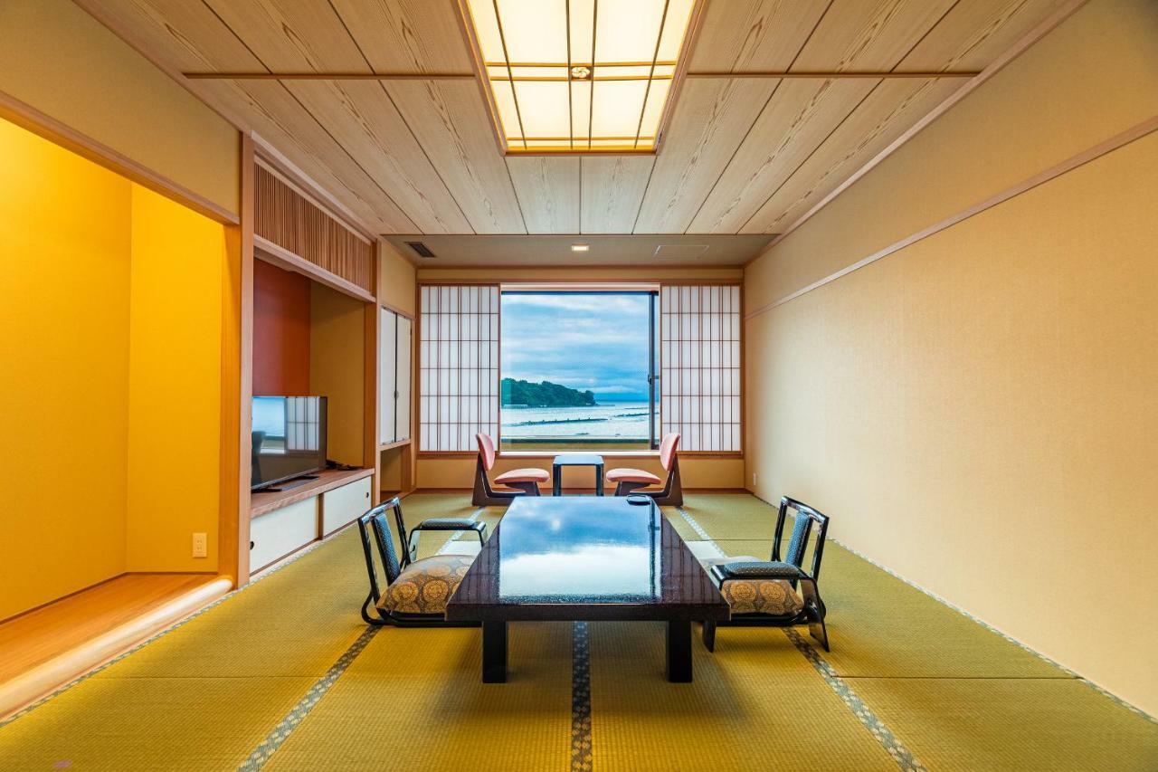 ホテル 伊豆三津浜 松濤館 沼津市 エクステリア 写真