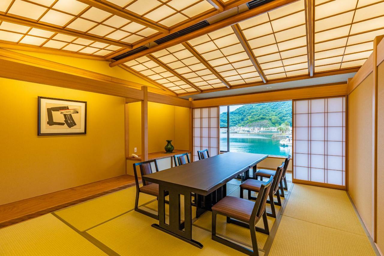 ホテル 伊豆三津浜 松濤館 沼津市 エクステリア 写真